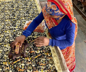 Réalisation d'impression artisanale blockprint en Inde