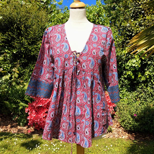 Tunique top Tuktuk motif cachemire forme ample impression blockprint rouge et bleu