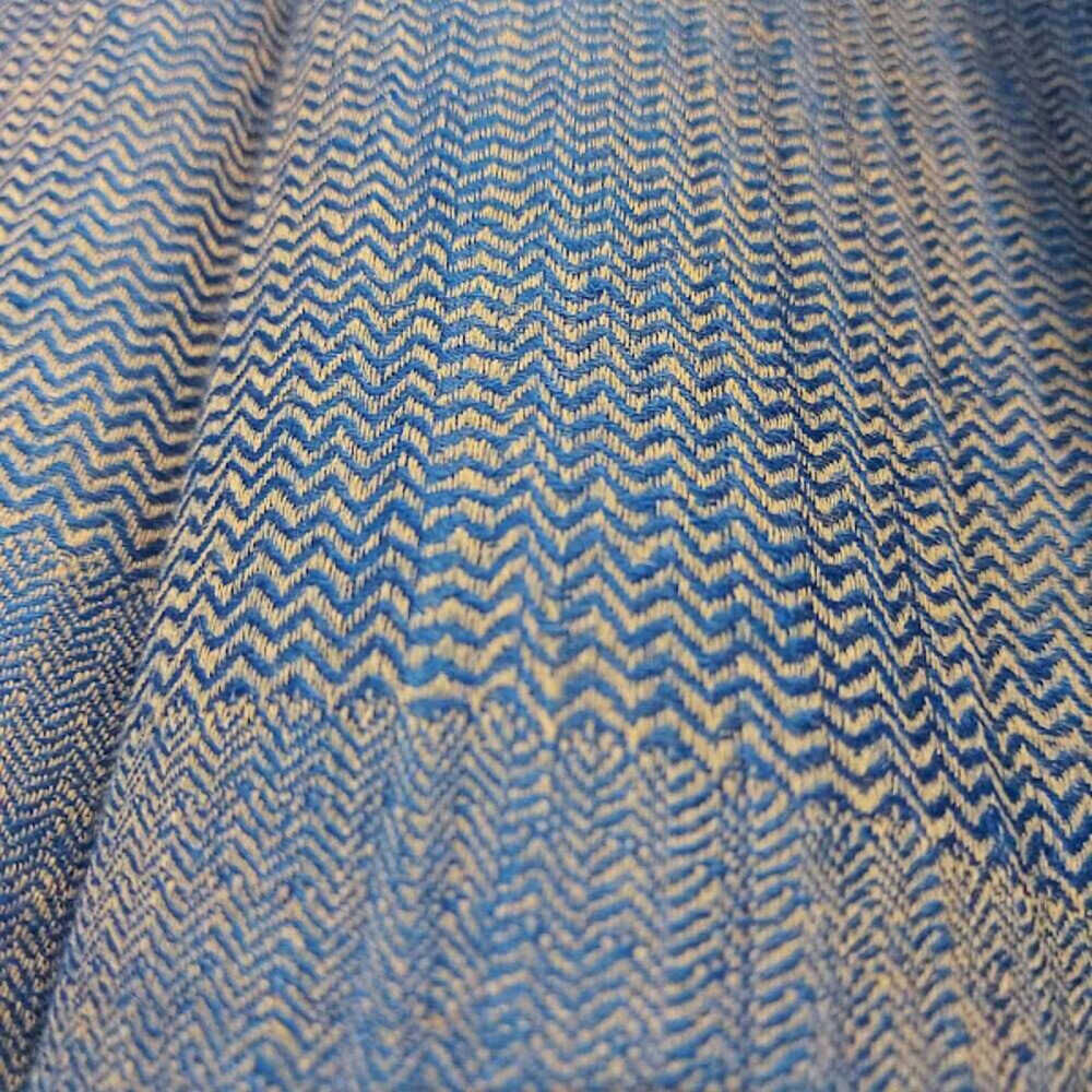 cachemire-pashmina-mixte-chevrons-bleu-écru Détail étole mixte cachemire pashmina deux tailles chevrons bleu écru naturel