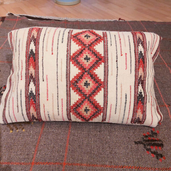 housse coussin laine tissée main lignées de croix sur fond écru naturel