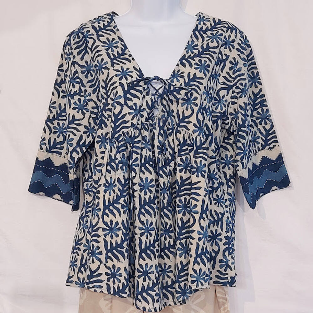 tuktuk-bleu-ecru-face Top Tuktuk décolleté lacets