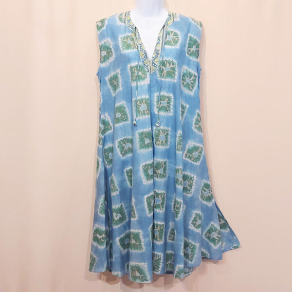 Robe mi longue sans manche
